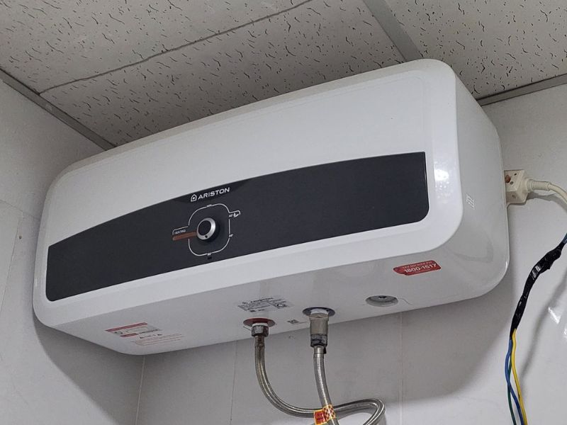 sua-binh-nong-lanh-hang
